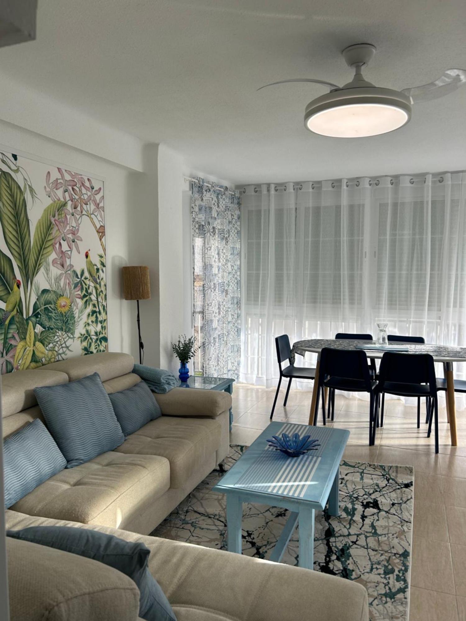 Blue Apartament Torre Del Mar Luaran gambar